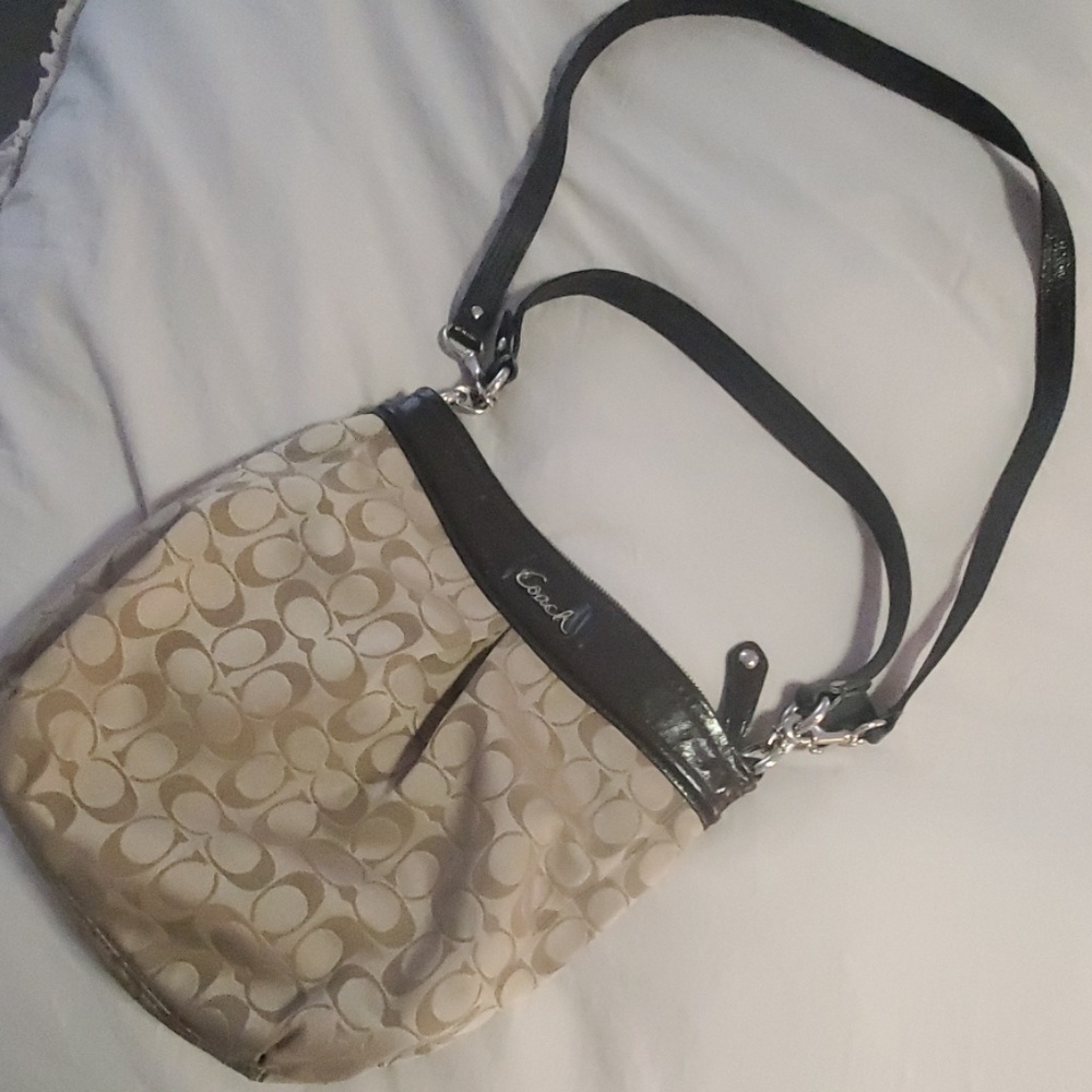 Well loved Coach Crossbody